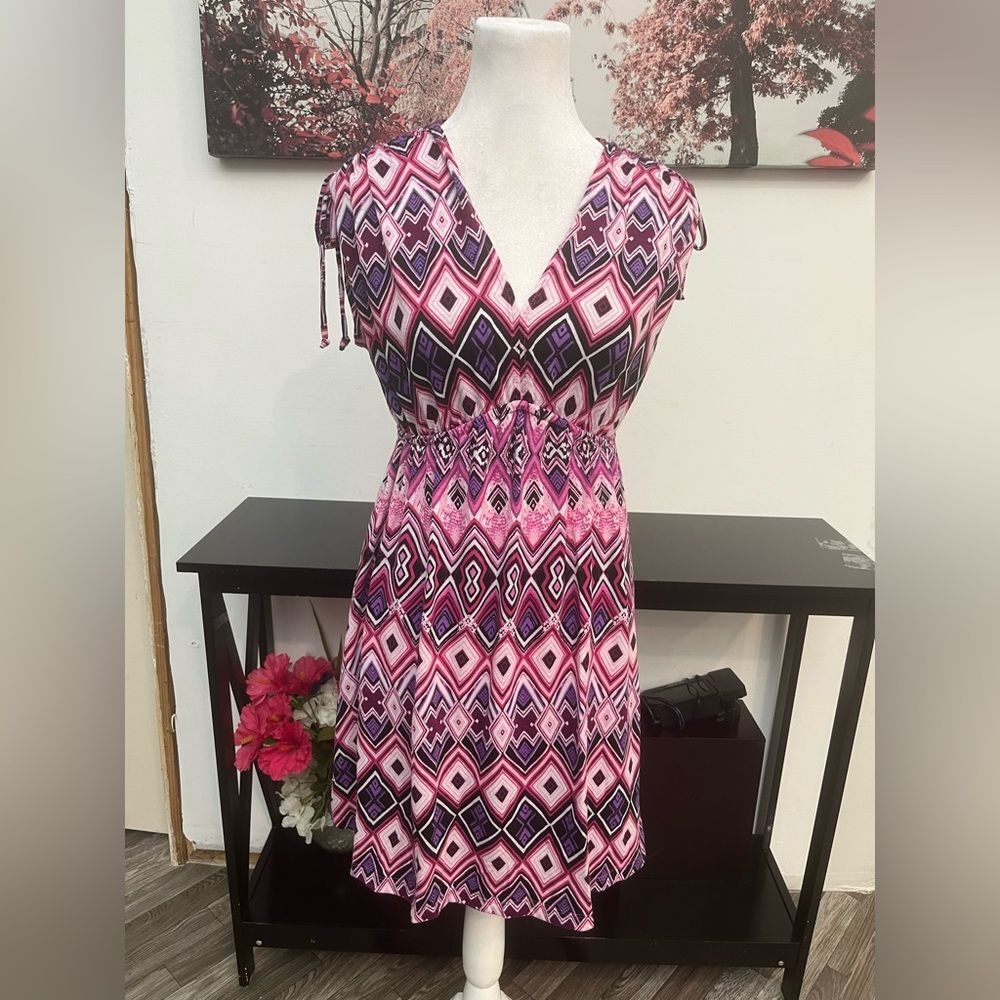 Faded Glory Womens  Mini Geometric Dress V Neck Sleeveless Size S Pullover
